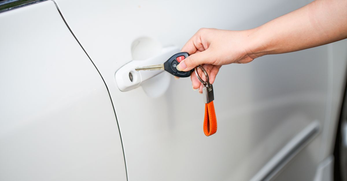 Chevrolet car key fob — Princeton NJ Locksmiths